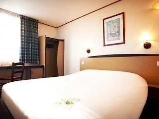カンパニール ホテル カーディフ 2*,